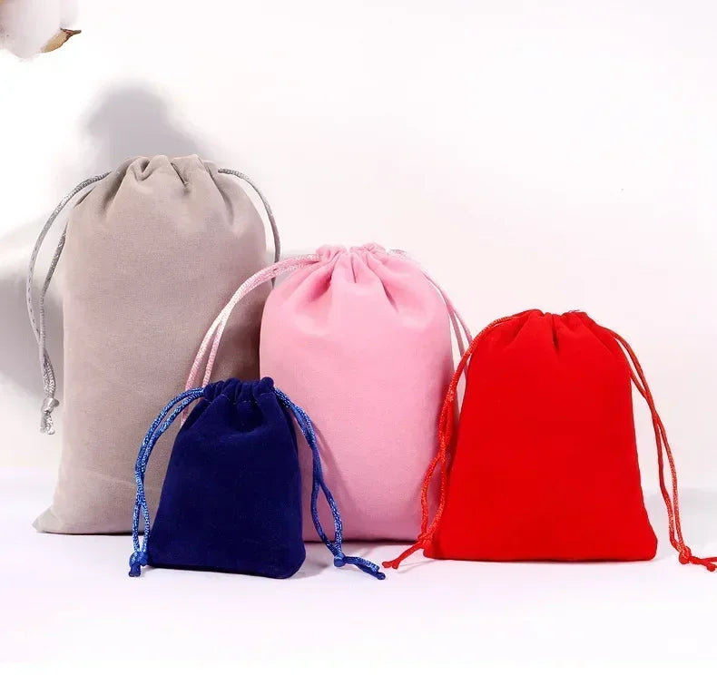 Simpatica borsa con coulisse per ragazza Cinnamoroll Sanrio Lettera Anime AZ Stampa portatile per bambini Kawaii Festa di compleanno Tasca a mano Giocattolo Custodia regalo