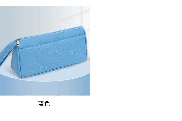 Astuccio per matite One Piece per ragazzi, a doppio strato, portatile, in tessuto Oxford, semplice, carino, con personaggi dei videogiochi, grande capacità, in tela, per bambini, anime